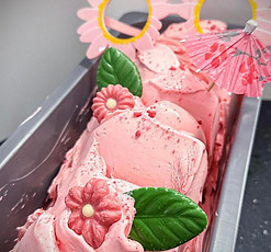 Pomegranate and rose flavour heavenly gelato.jpeg